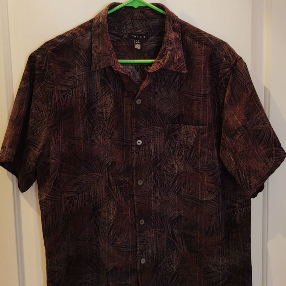 Van Heusen Men's Short Sleeve Shirt